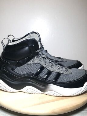 ADIDAS FYT DIVISION D65158 Sneakers Shoes Size 13.5 Black Gray